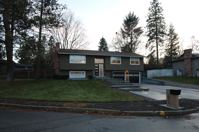 Building Photo - 63rd Ave