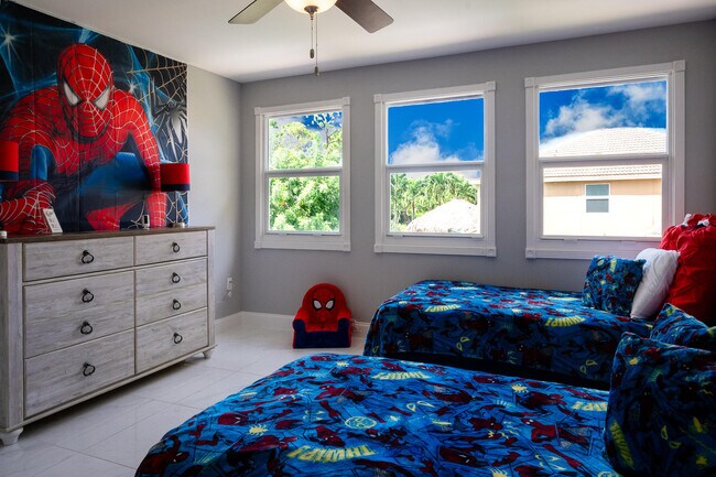 Building Photo - 5569 SE Hammock Reserve Terrace