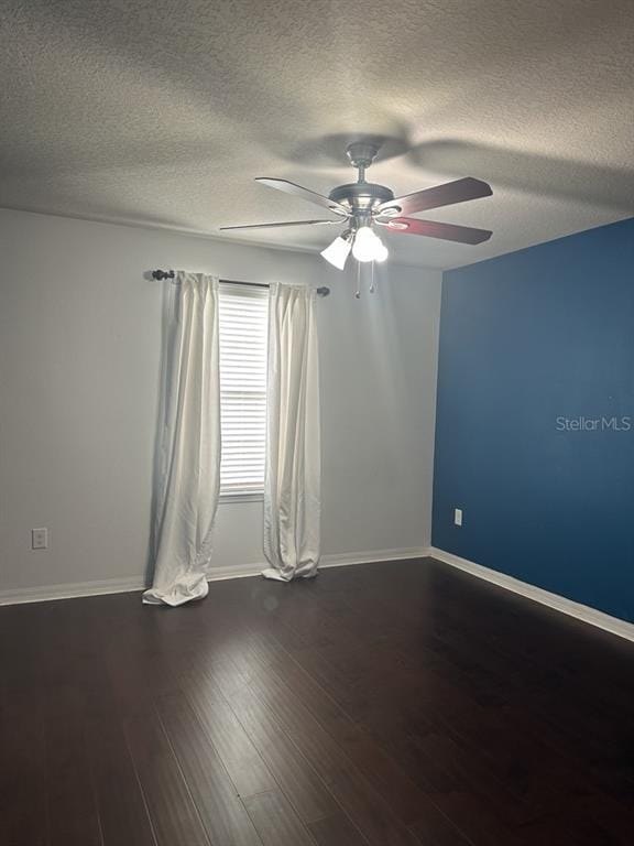 Building Photo - 3034 Winglewood Cir