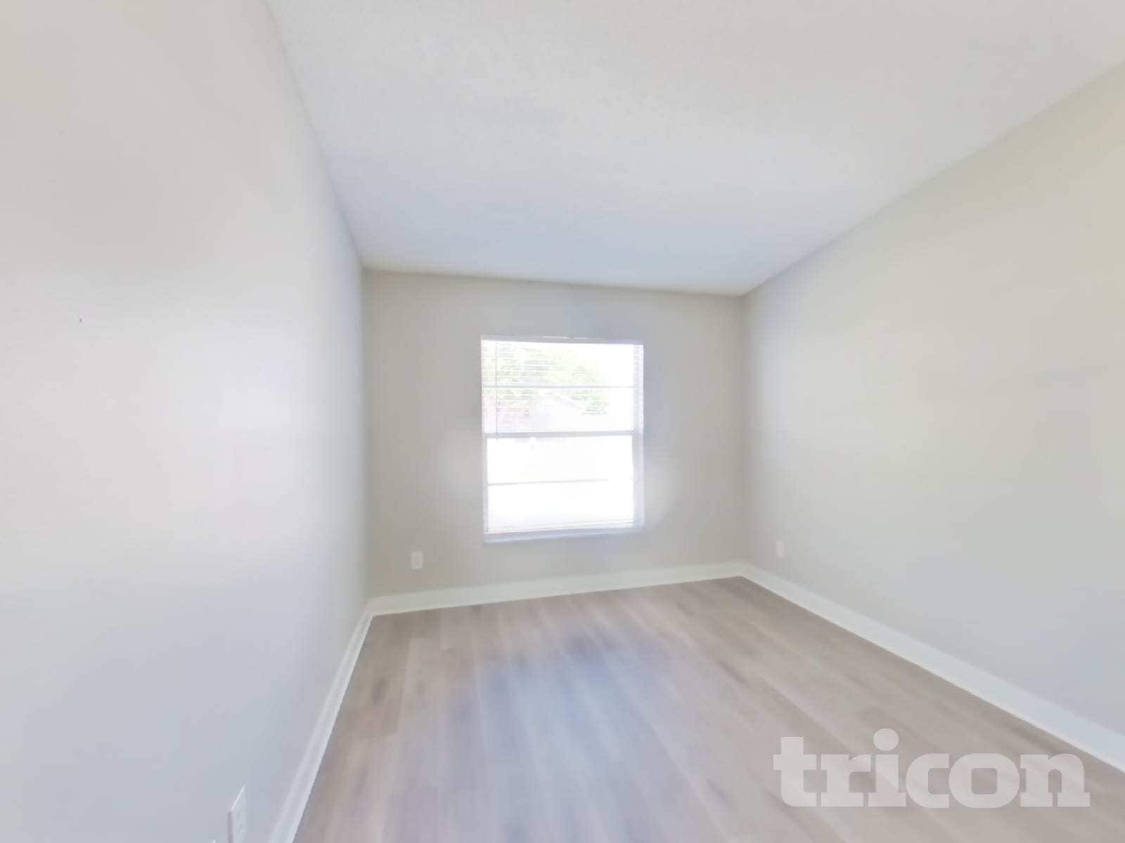 Building Photo - 1020 Red Oak Cir
