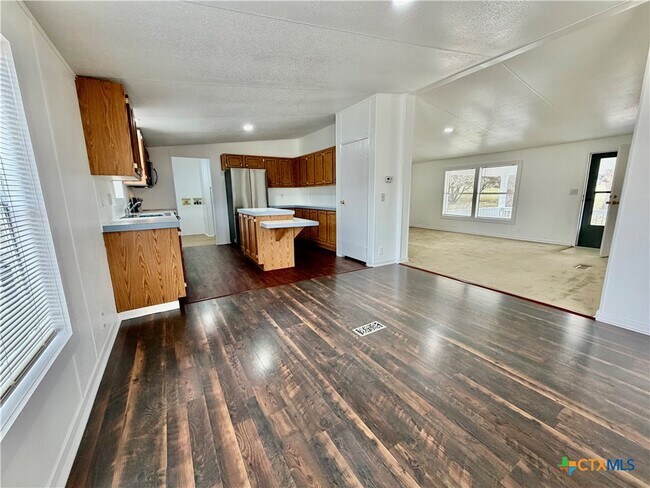 Building Photo - 831 Rolling Block Dr