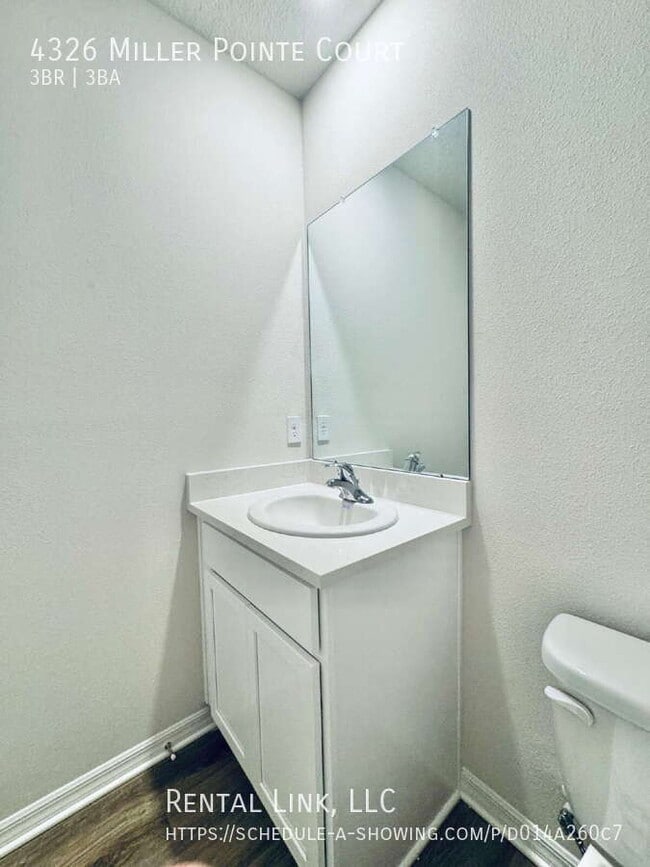 Building Photo - 4326 Miller Pointe Ct