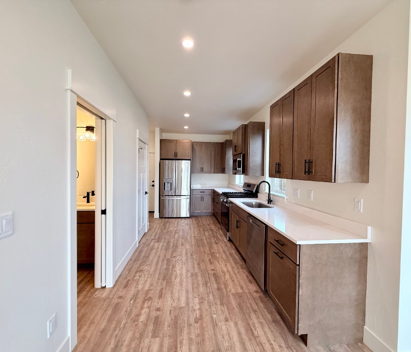 Building Photo - 604 Holstein Way