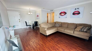 Building Photo - 7226 SW 94th Pl