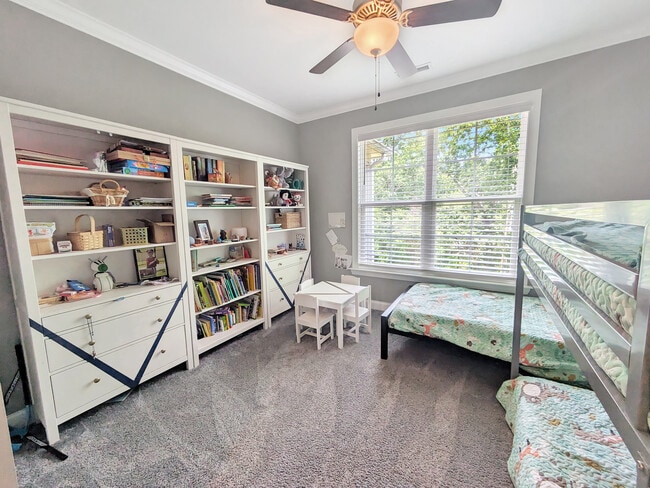 Building Photo - 1612 Auburndale Ave