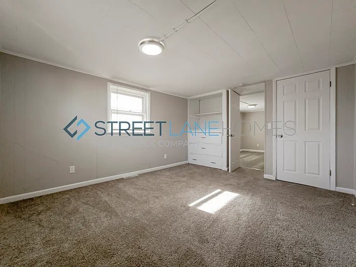 Building Photo - 2140 Miracle Ave