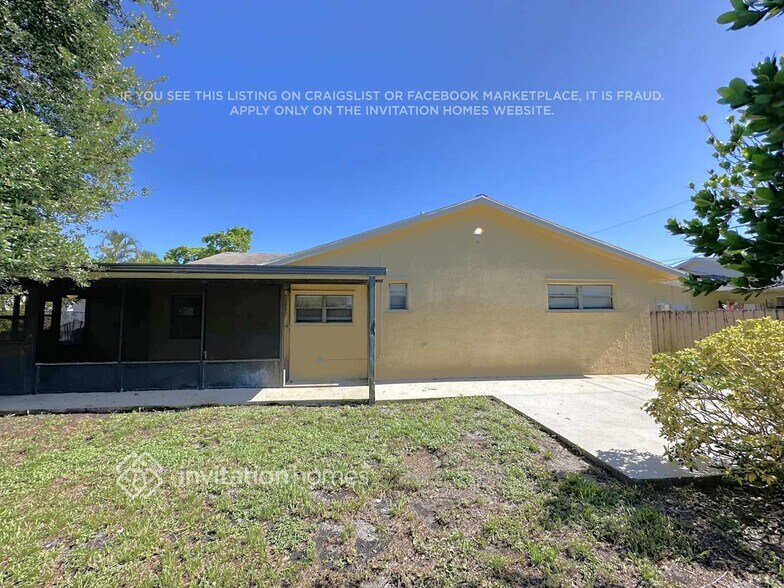 Building Photo - 3183 Lillian Rd