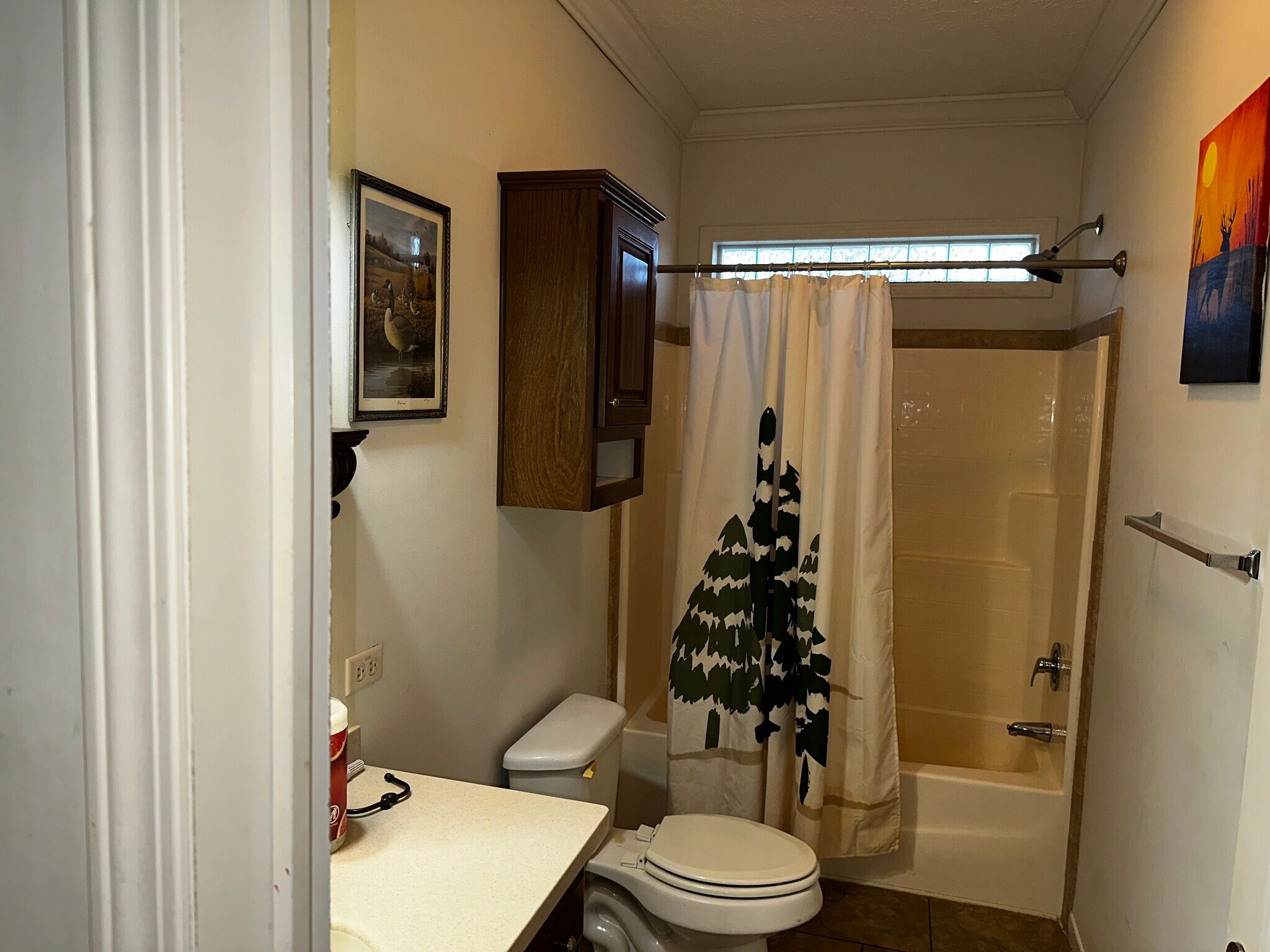 Building Photo - 2290 Ashland Rd