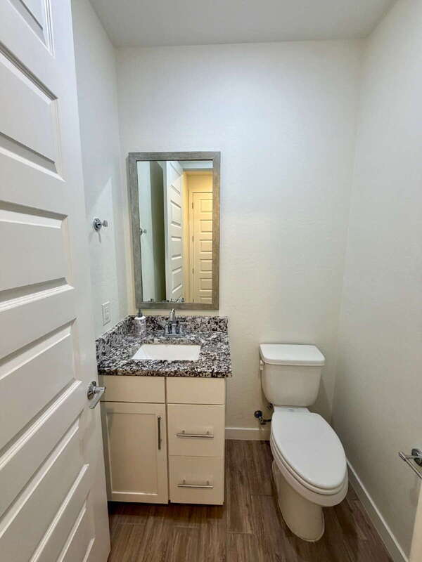 Building Photo - 4077 S Sabrina Dr