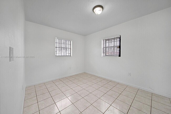 Building Photo - 19110 NW 36th Ave