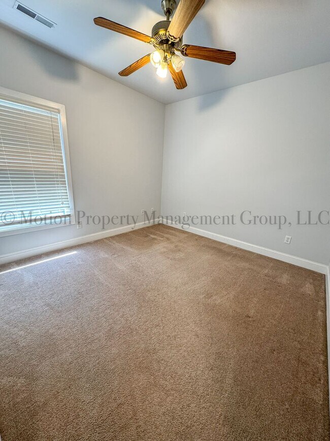 Building Photo - 6920 Northside Dr
