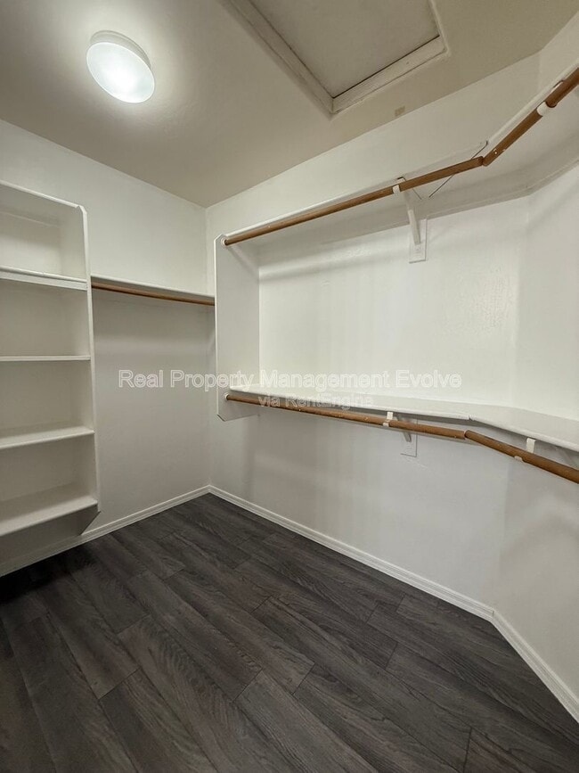 Building Photo - 9530 W Williams St