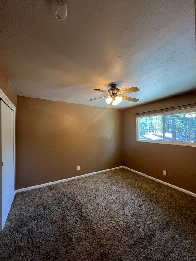 Building Photo - 3344 Sandy Way