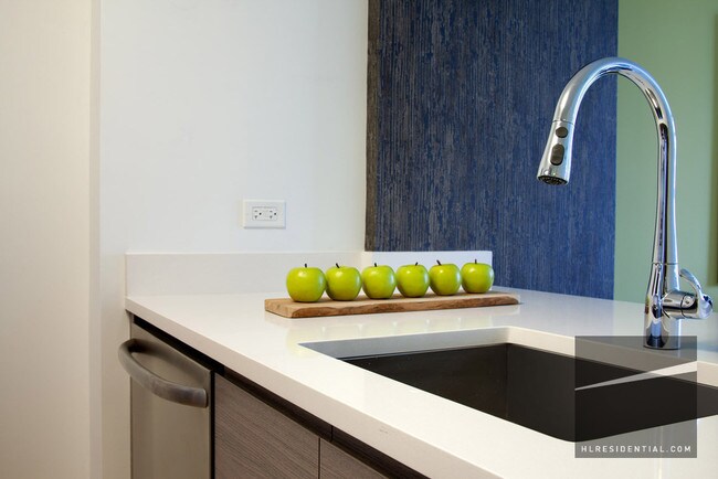 Building Photo - 214 50th Ave