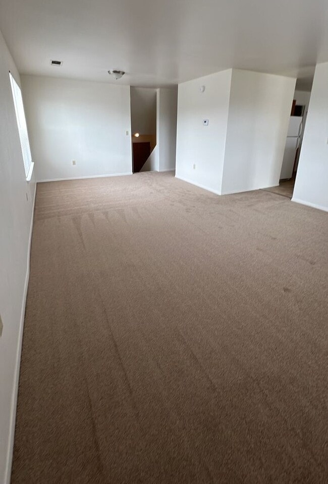 Building Photo - 1162 Dakota Dr