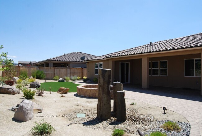 Building Photo - Stunning Single-Level Toll Bros. Home in Gated Damonte Ranch Community