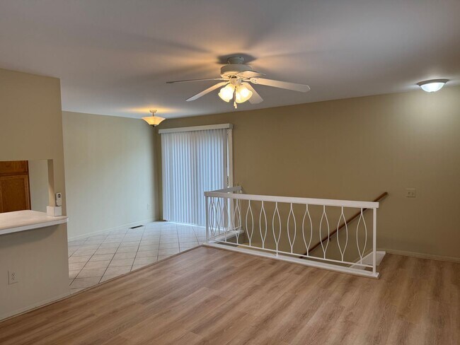Building Photo - 2802 Willow Ct.