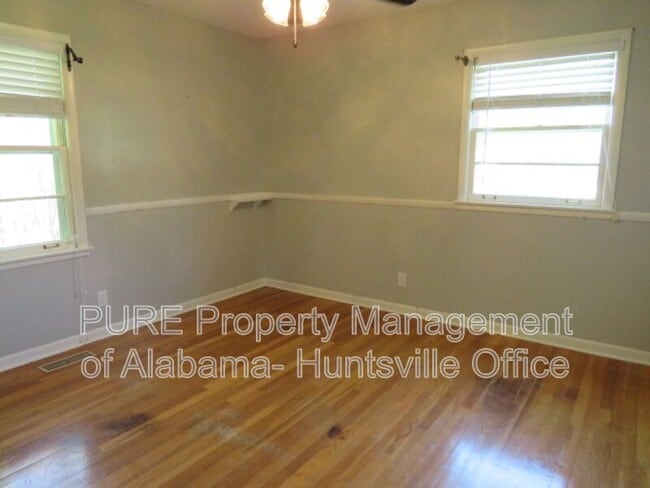 Building Photo - 4700 Sparkman Dr NW