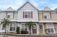 Building Photo - 2 Bed / 2.5 Bath Temple Terrace Townhouse ...