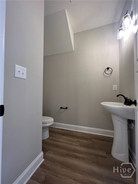 Building Photo - 1441 Willow Creek Dr