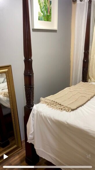 Building Photo - 4095 Washington St