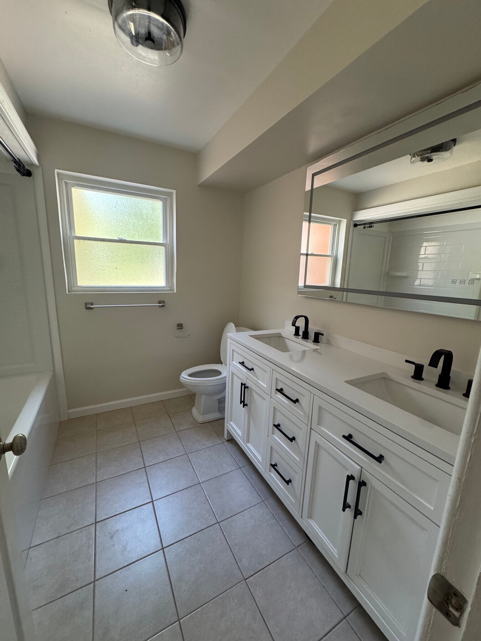 Building Photo - 4941 Kelsch Ln