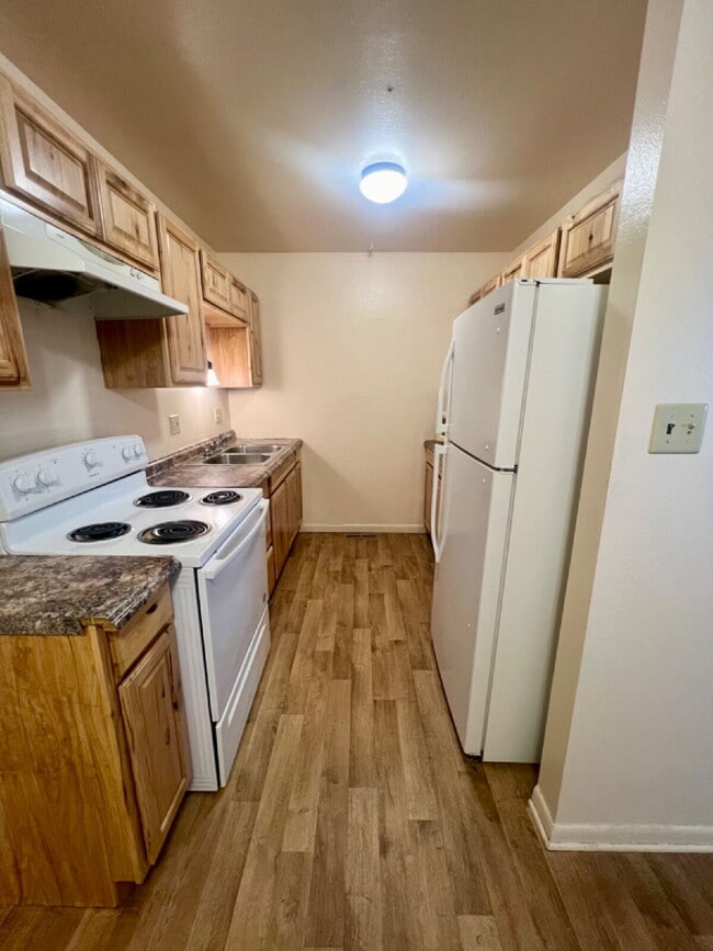 Building Photo - Three bedroom now ready