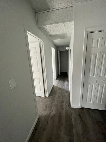 Interior Photo - Bridge Commons