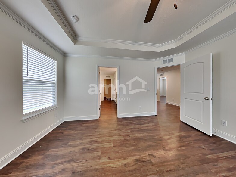 Building Photo - 12524 Dardevle Ct