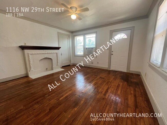 Building Photo - 1116 NW 29th St