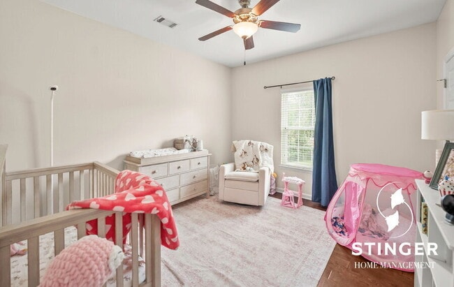Building Photo - 67 Wintergreen Dr
