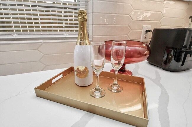 Building Photo - 3620 Du Bois St