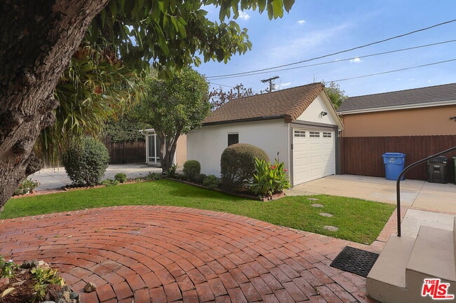 Building Photo - 2340 Camden Ave