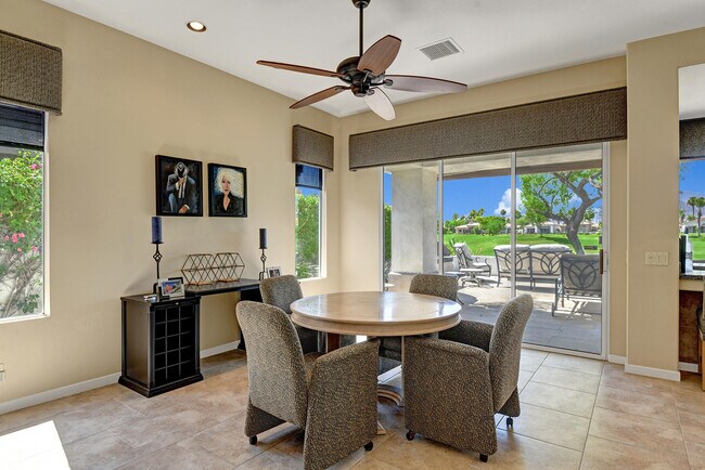 Building Photo - 430 White Horse Trail