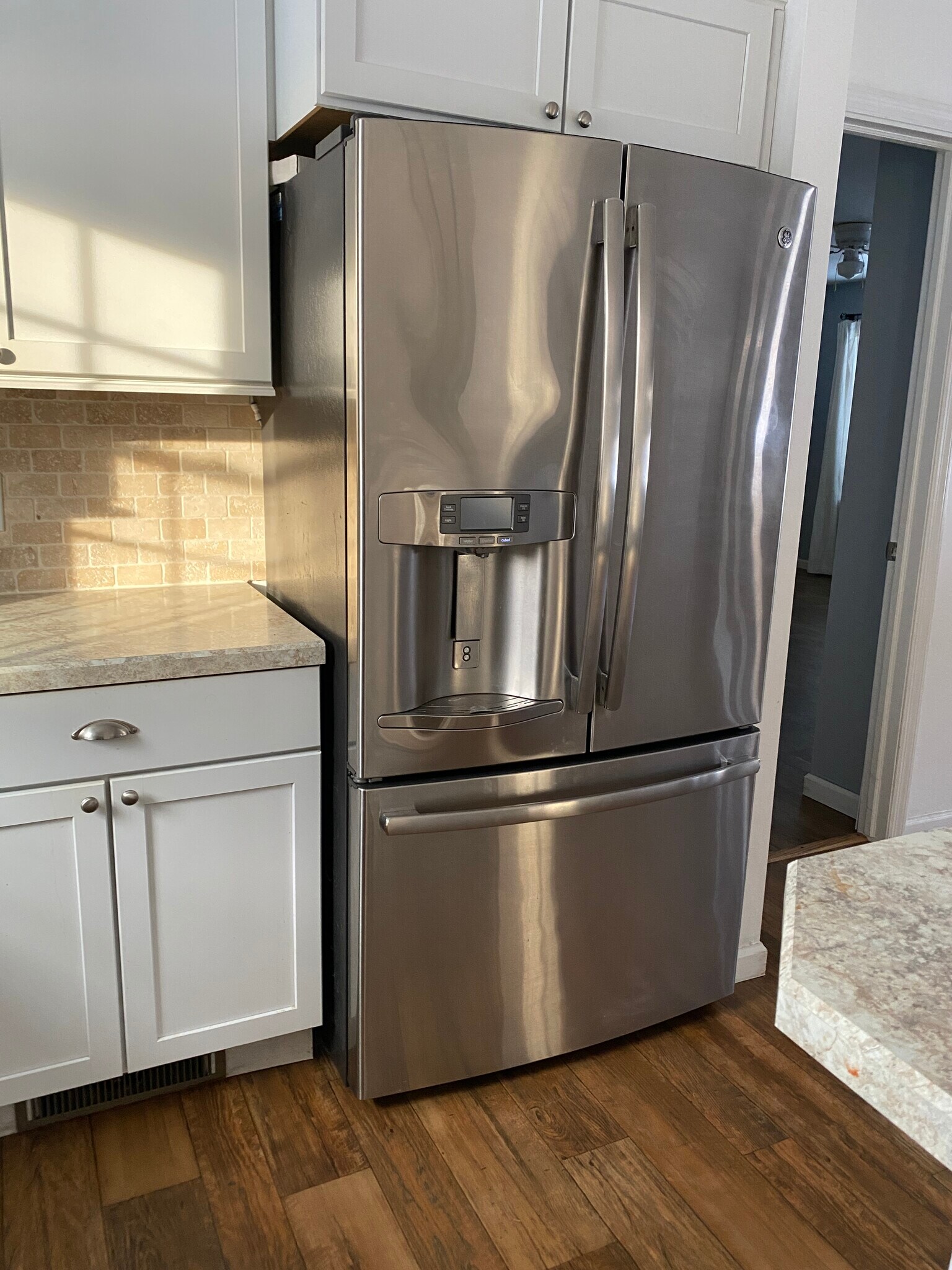 Building Photo - 3109 River Rd