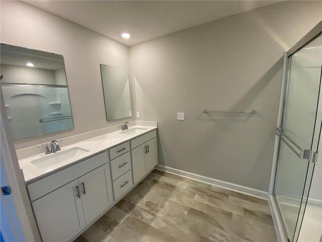 Building Photo - 178 Jean Avenue