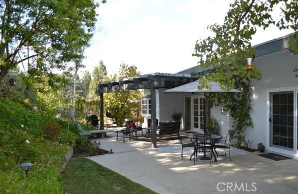 Building Photo - 6757 Daryn Dr