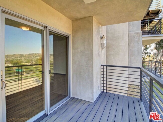 Building Photo - 2612 Corralitas Dr