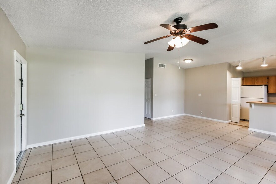 Building Photo - 11551 Orange Blossom Ln