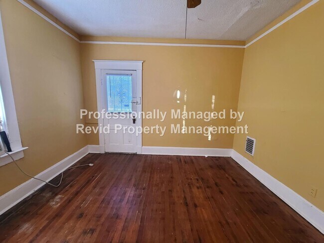 Building Photo - First Month Free on a 13-Month Lease