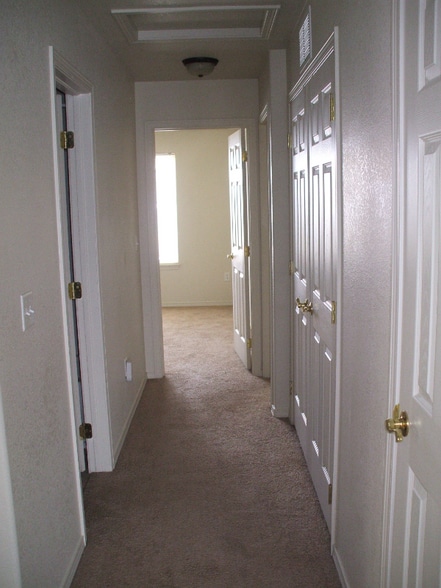 Building Photo - 2407 Inspiration