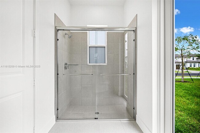 Building Photo - 12228 SW 43rd St