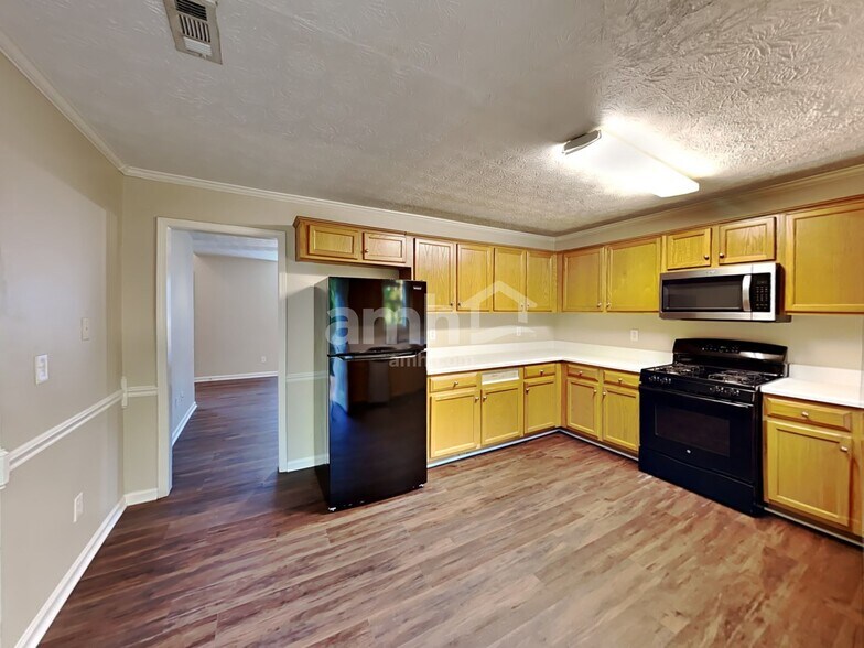 Building Photo - 148 Eagle's Crest Ln