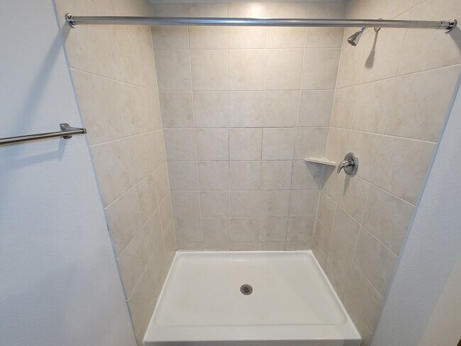 Building Photo - The price is right and the location is even better! Take a look TODAY at this like-new, 3/2, open...