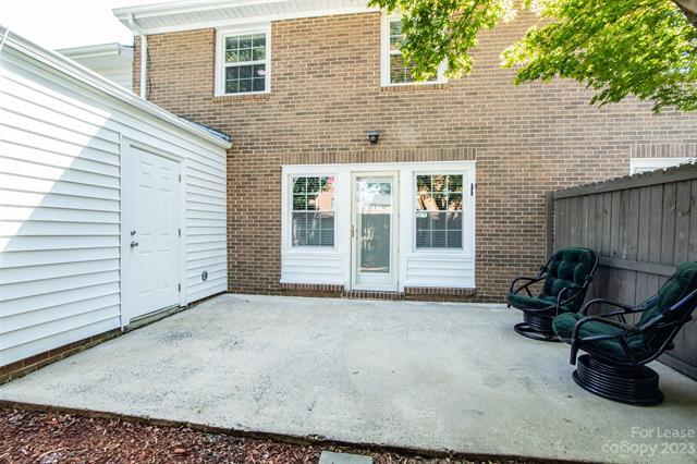Building Photo - 8072 Knights Bridge Rd