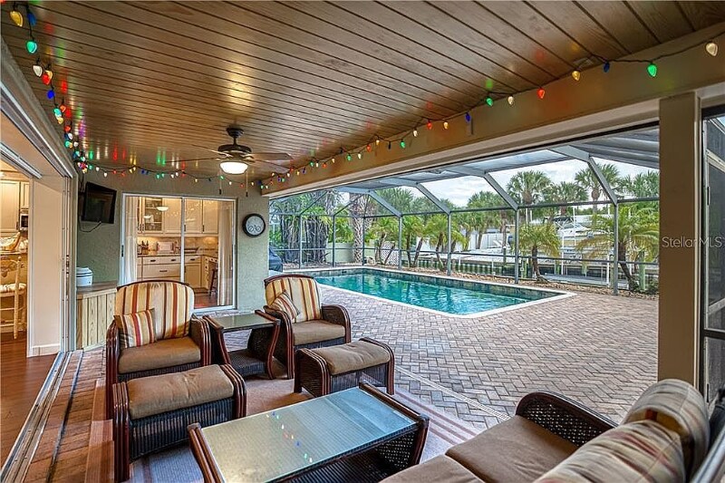 Building Photo - 314 Avenida De Paradisio