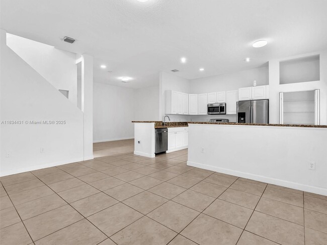 Building Photo - 2771 Treasure Cove Cir