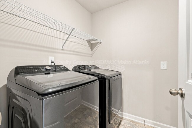 Building Photo - 3397 Wolf Cub Cir