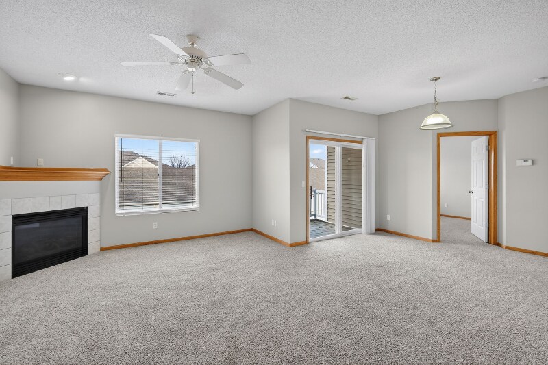 Building Photo - 1380 SE Florence Dr