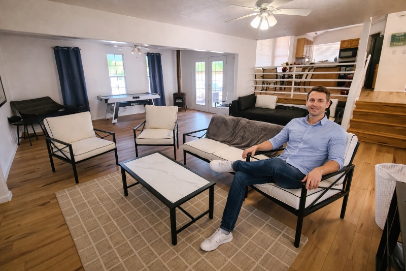 Building Photo - 991 N 2100 W